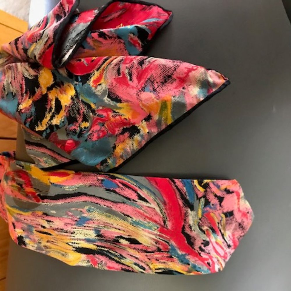 100 % silk tie & pocket square